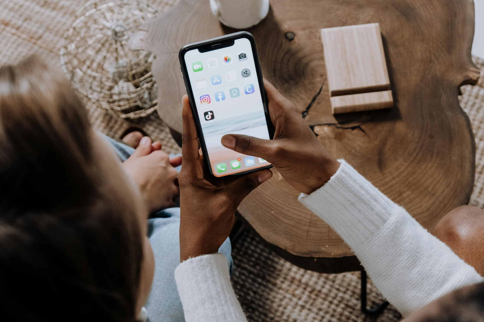 TikTok vs. Instagram: Which Platform Drives More Sales in 2026?