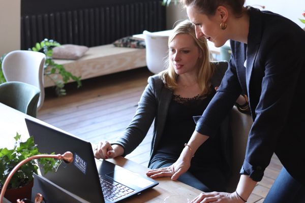 How to Build and Maintain a Good Relationship with Influencers
