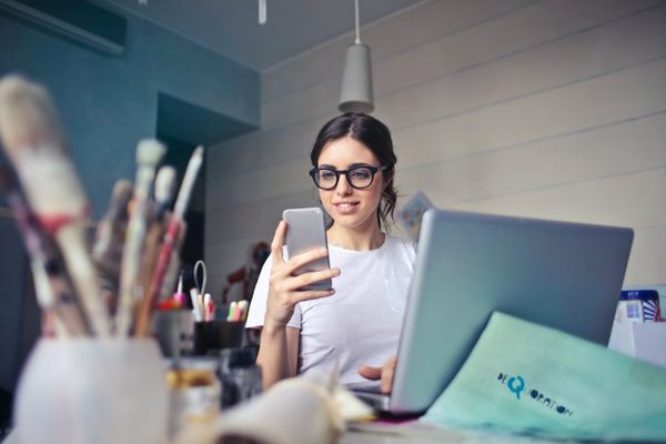 How To Reach Out To Brands as an Influencer? (Steps & Examples)